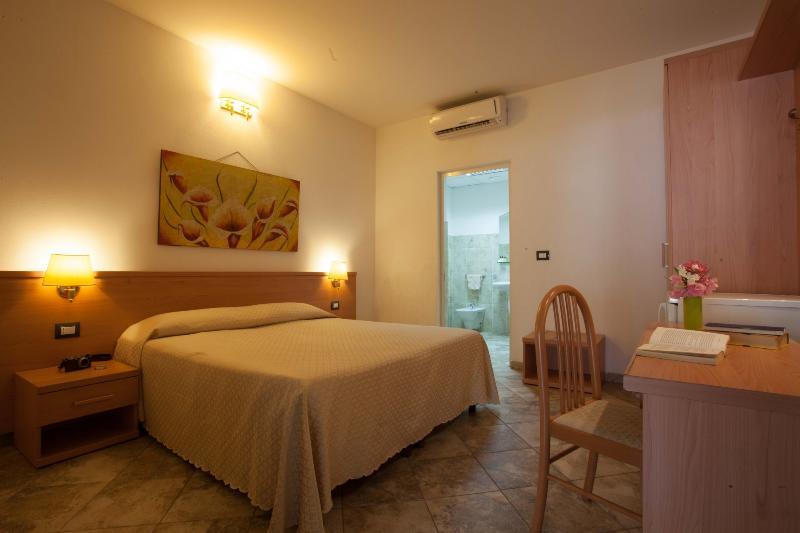 Camping Village Laguna Blu Αλγκέρο Εξωτερικό φωτογραφία